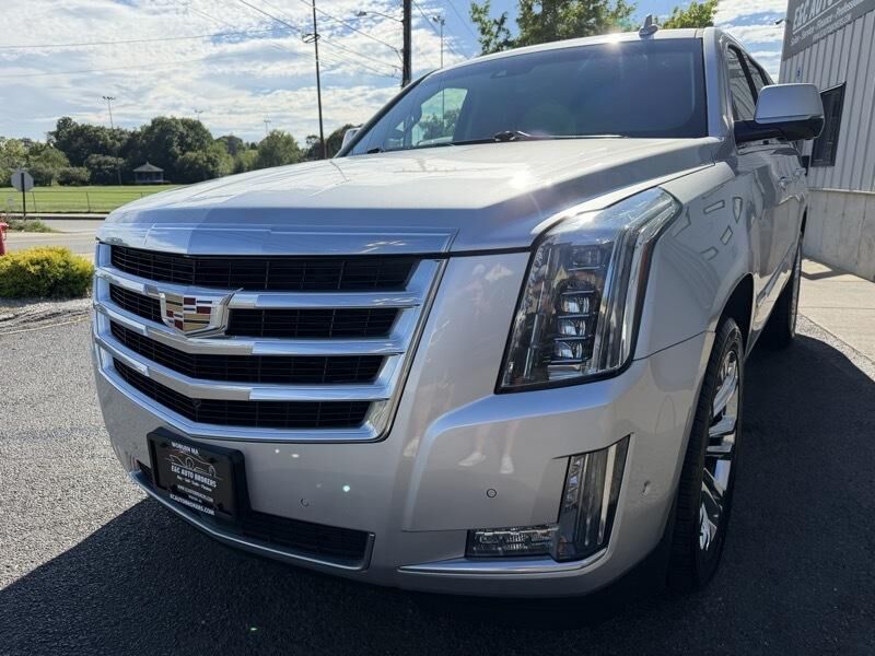 2018 CADILLAC Escalade
