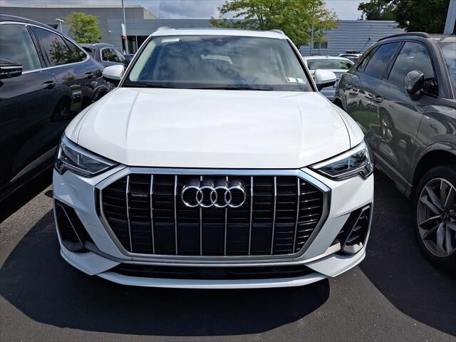 2022 Audi Q3