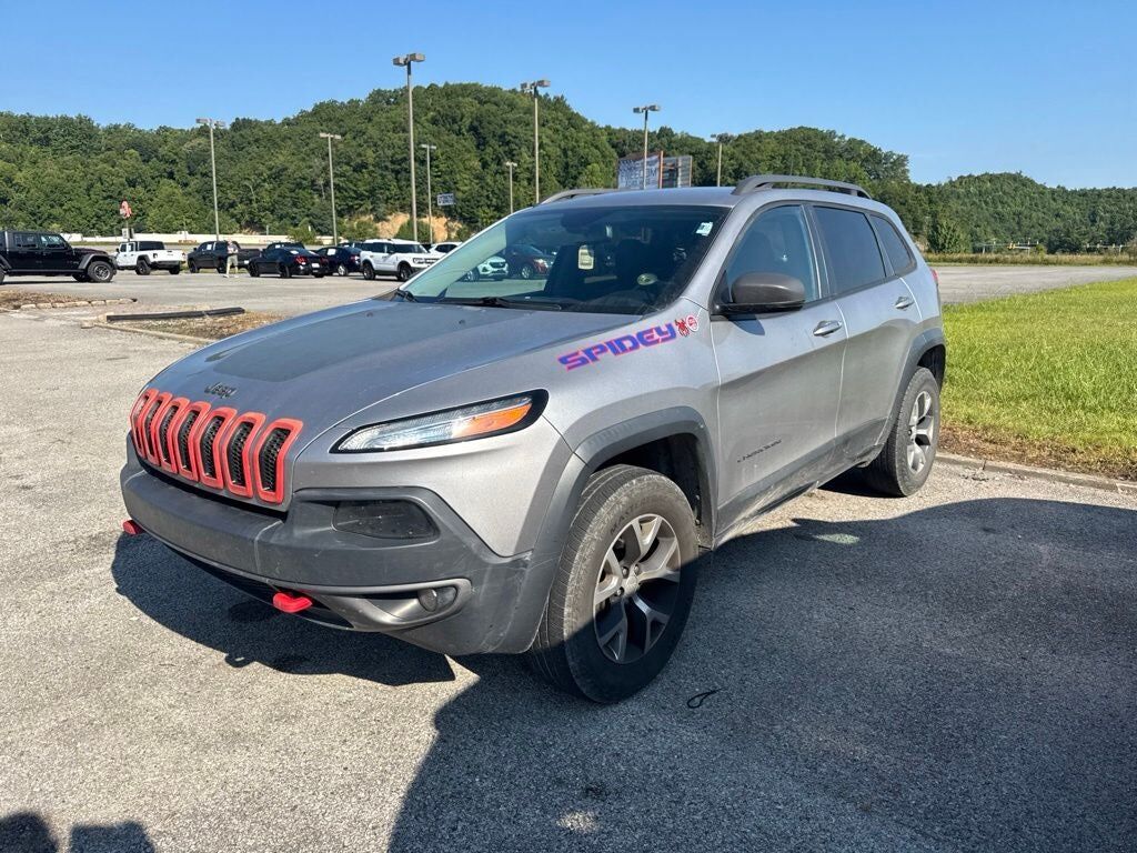 2018 JEEP Cherokee
