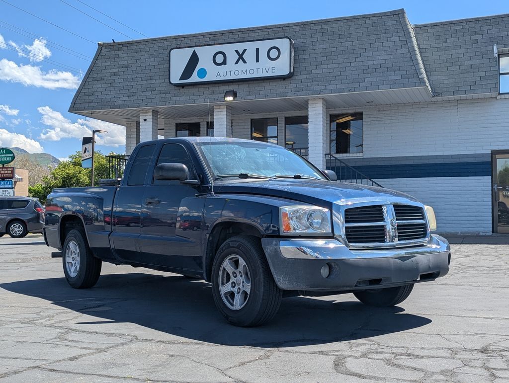 2005 DODGE Dakota