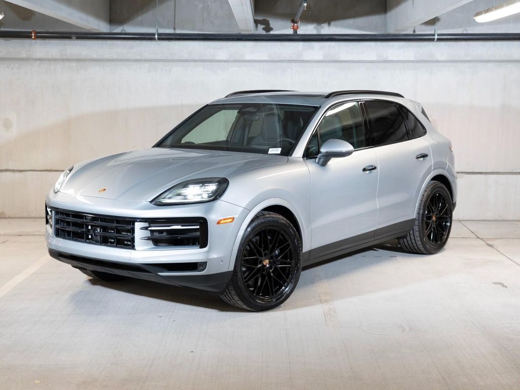 2026 PORSCHE Cayenne
