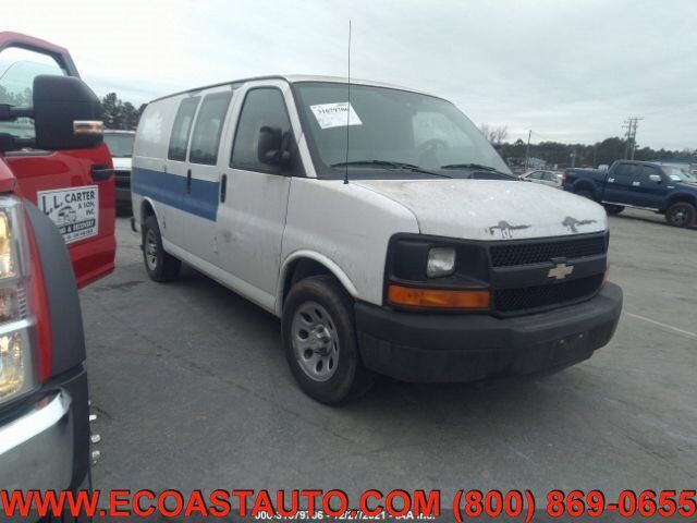 2011 CHEVROLET Express