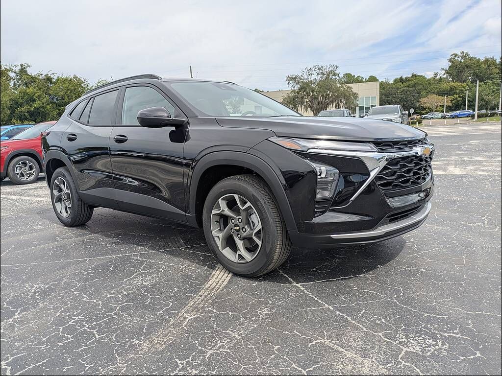 2026 CHEVROLET Trax