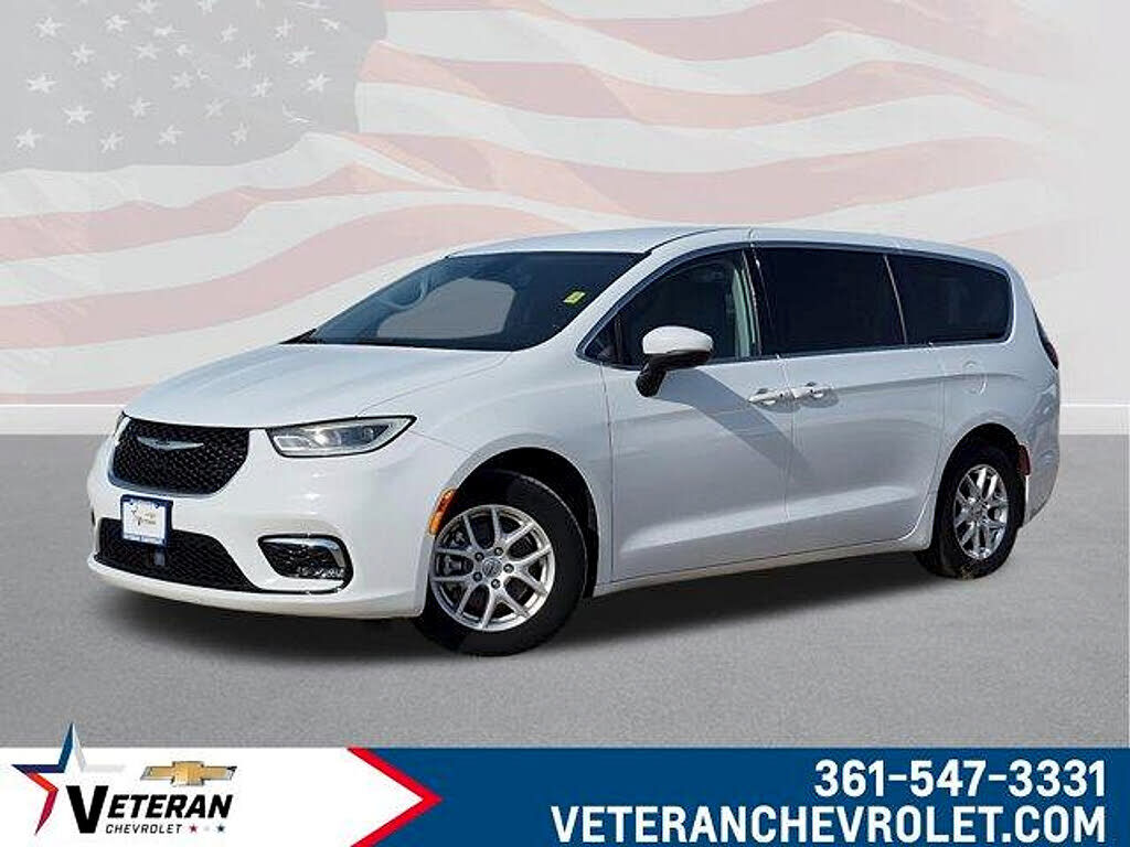 2023 CHRYSLER Pacifica