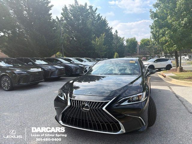 2025 LEXUS ES