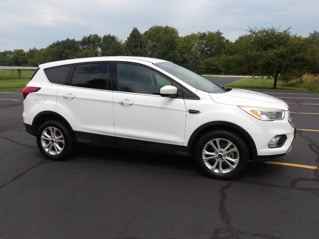2019 FORD Escape