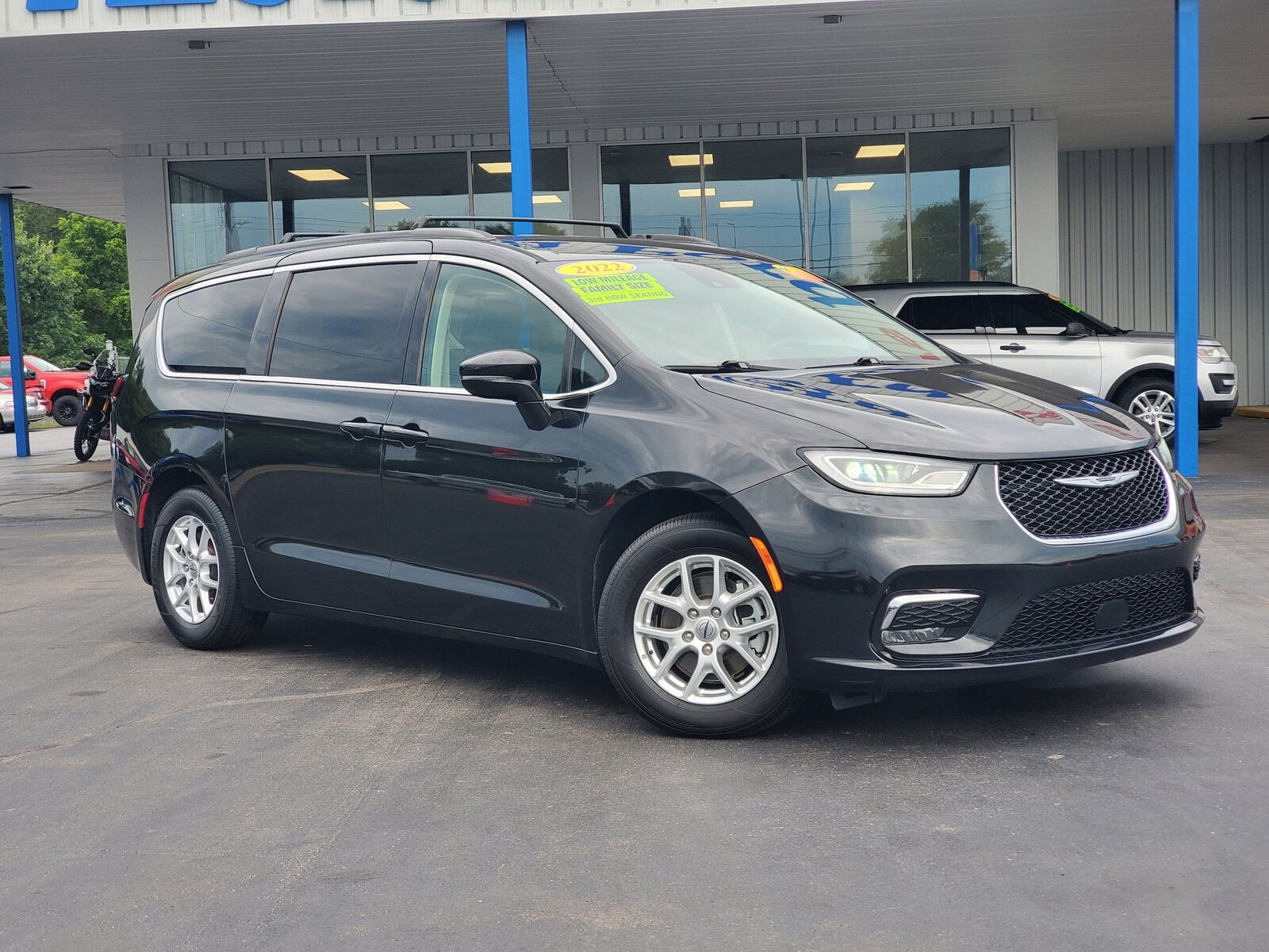2022 CHRYSLER Pacifica