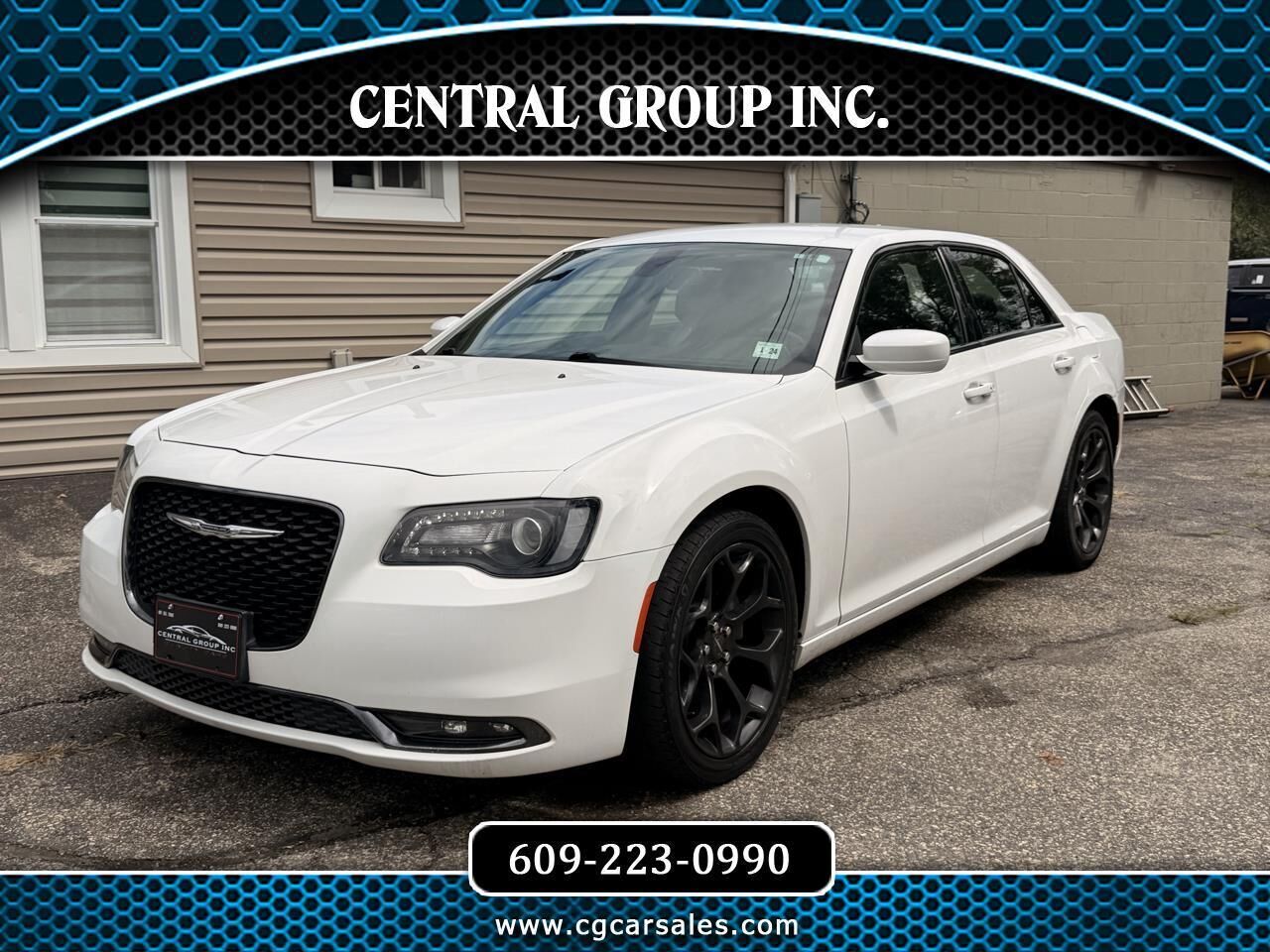 2019 CHRYSLER 300