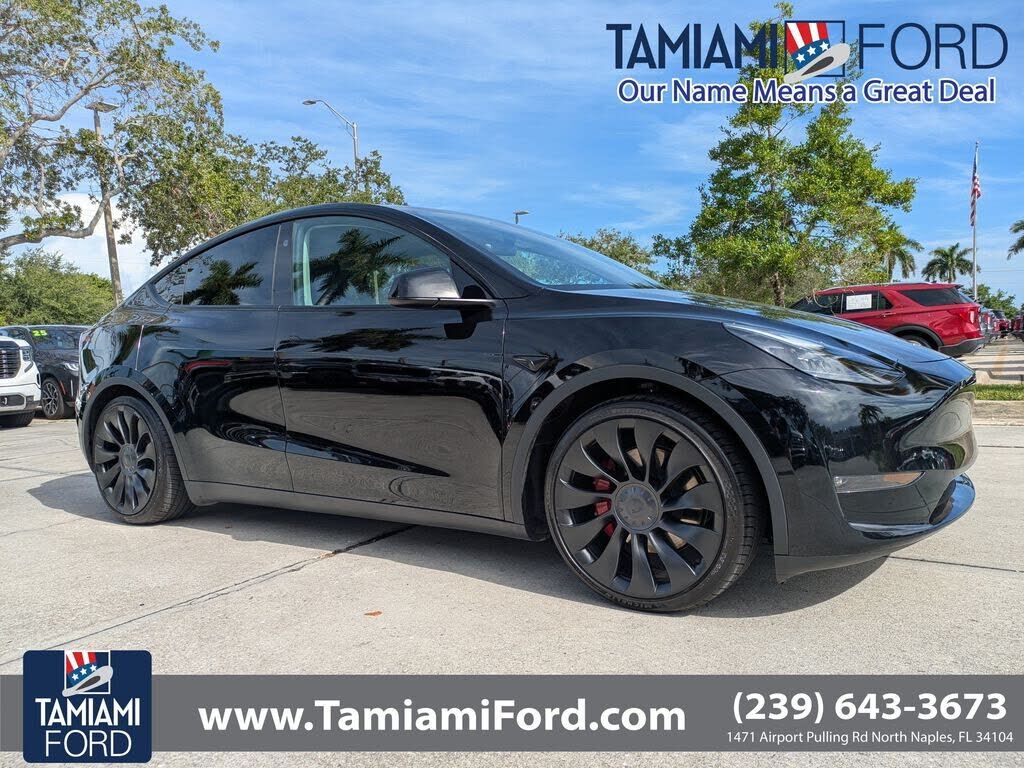 2023 TESLA Model Y