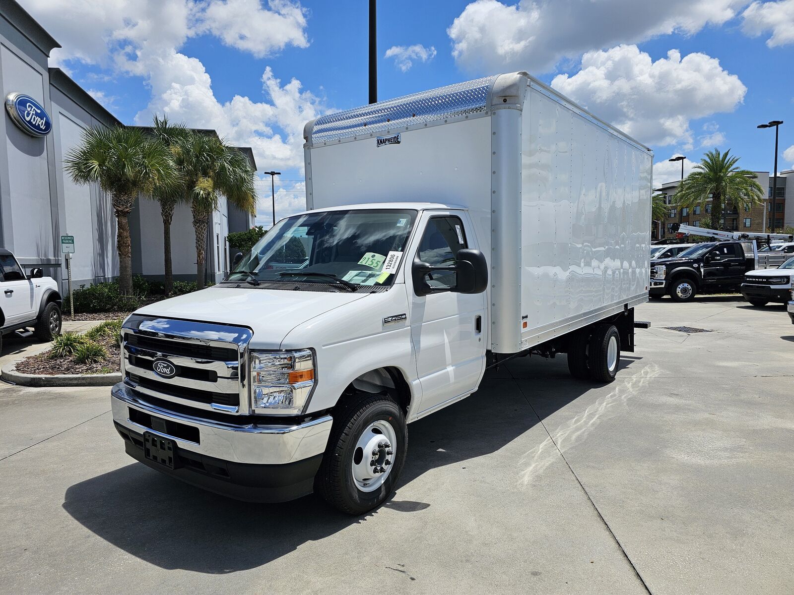 2027 FORD E-450