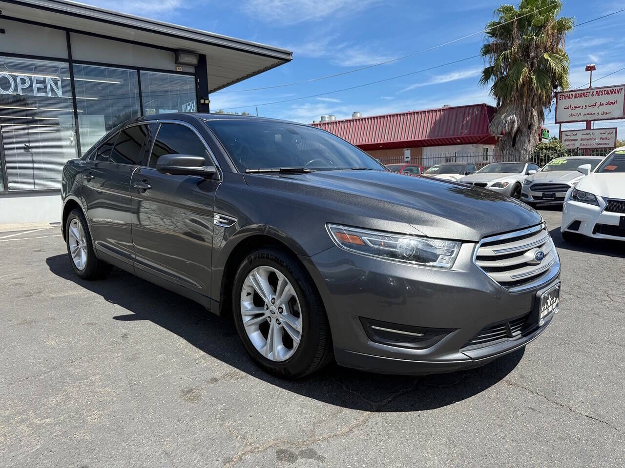 2016 FORD Taurus