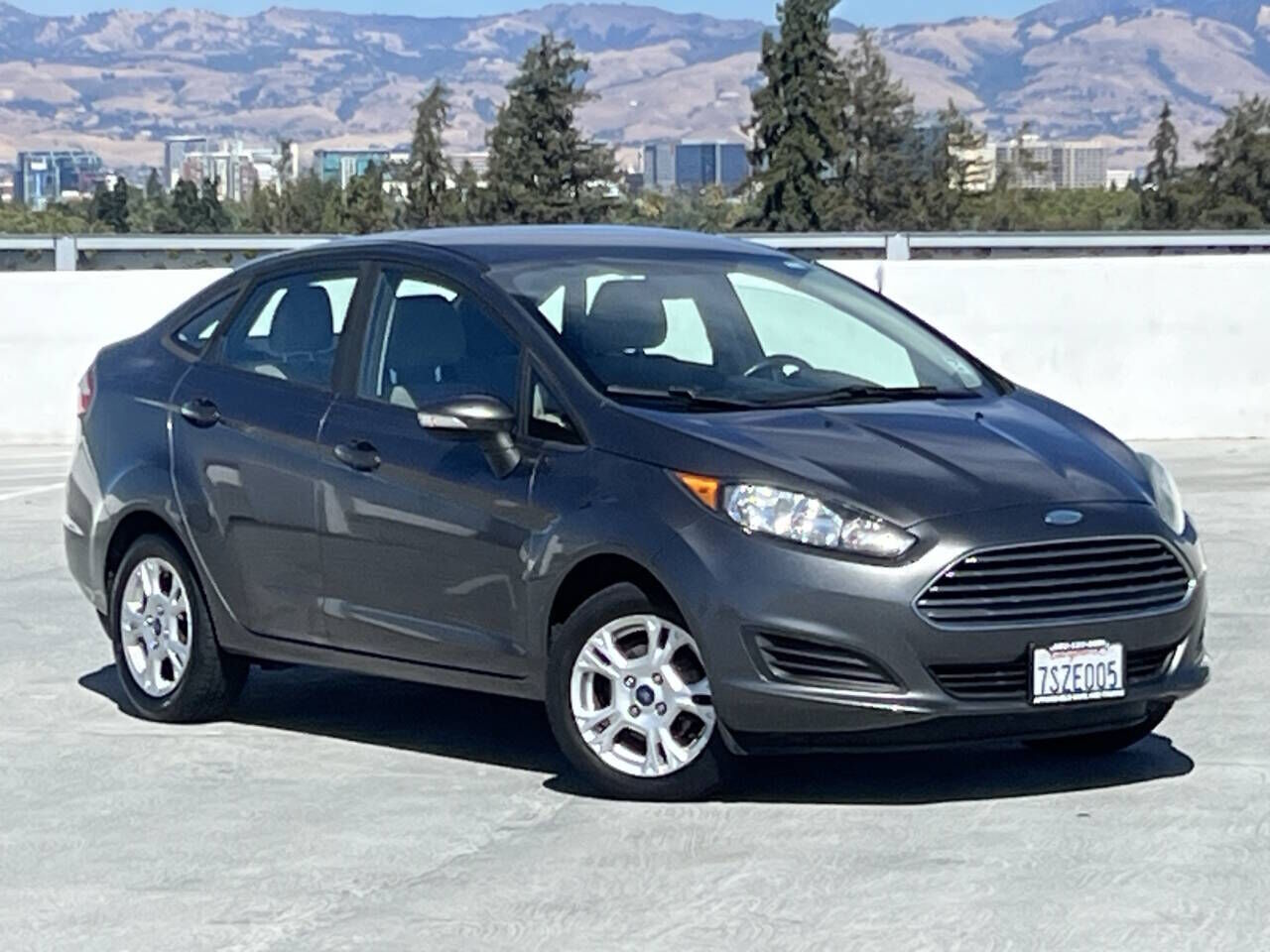 2015 FORD Fiesta