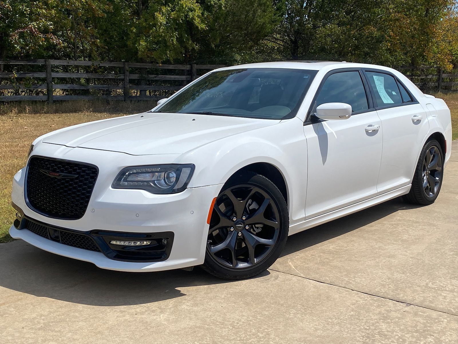 2023 CHRYSLER 300