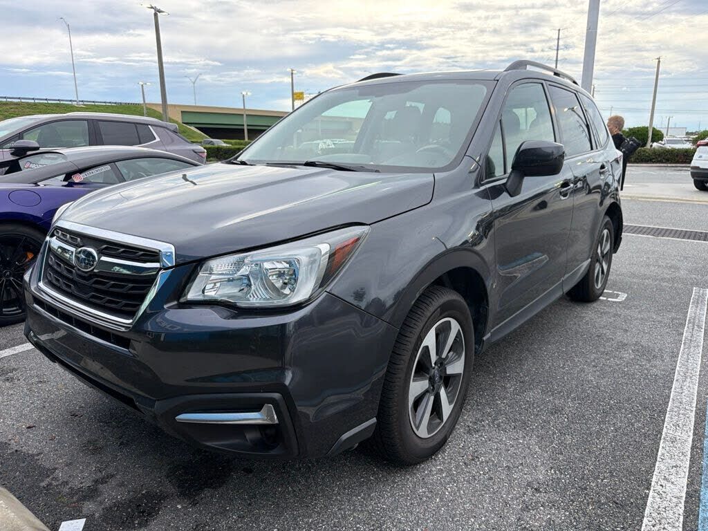 2017 SUBARU Forester