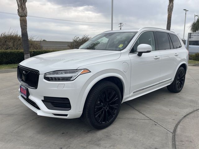 2022 VOLVO XC90