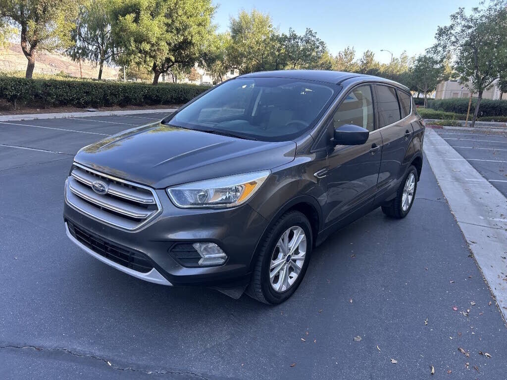 2017 FORD Escape