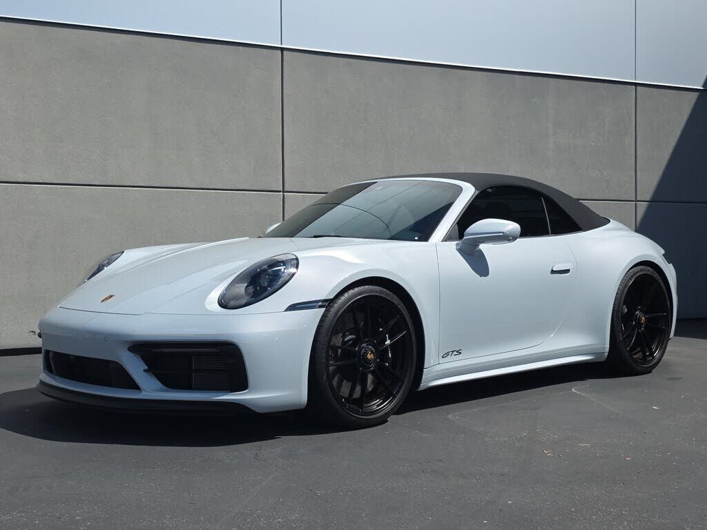 2024 PORSCHE 911