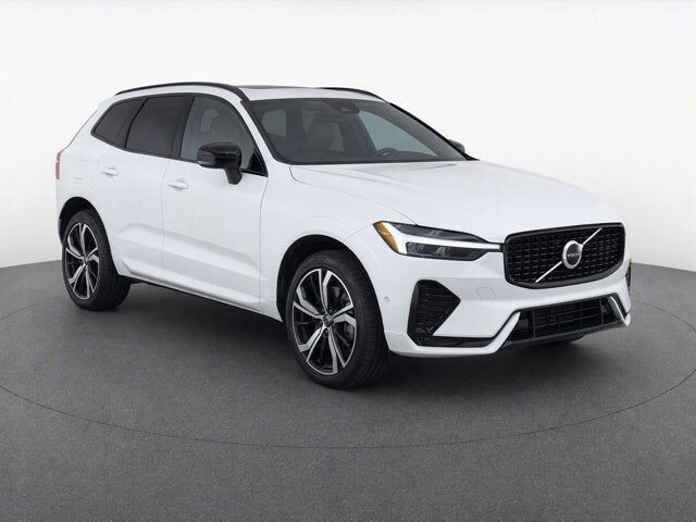 2025 VOLVO XC60