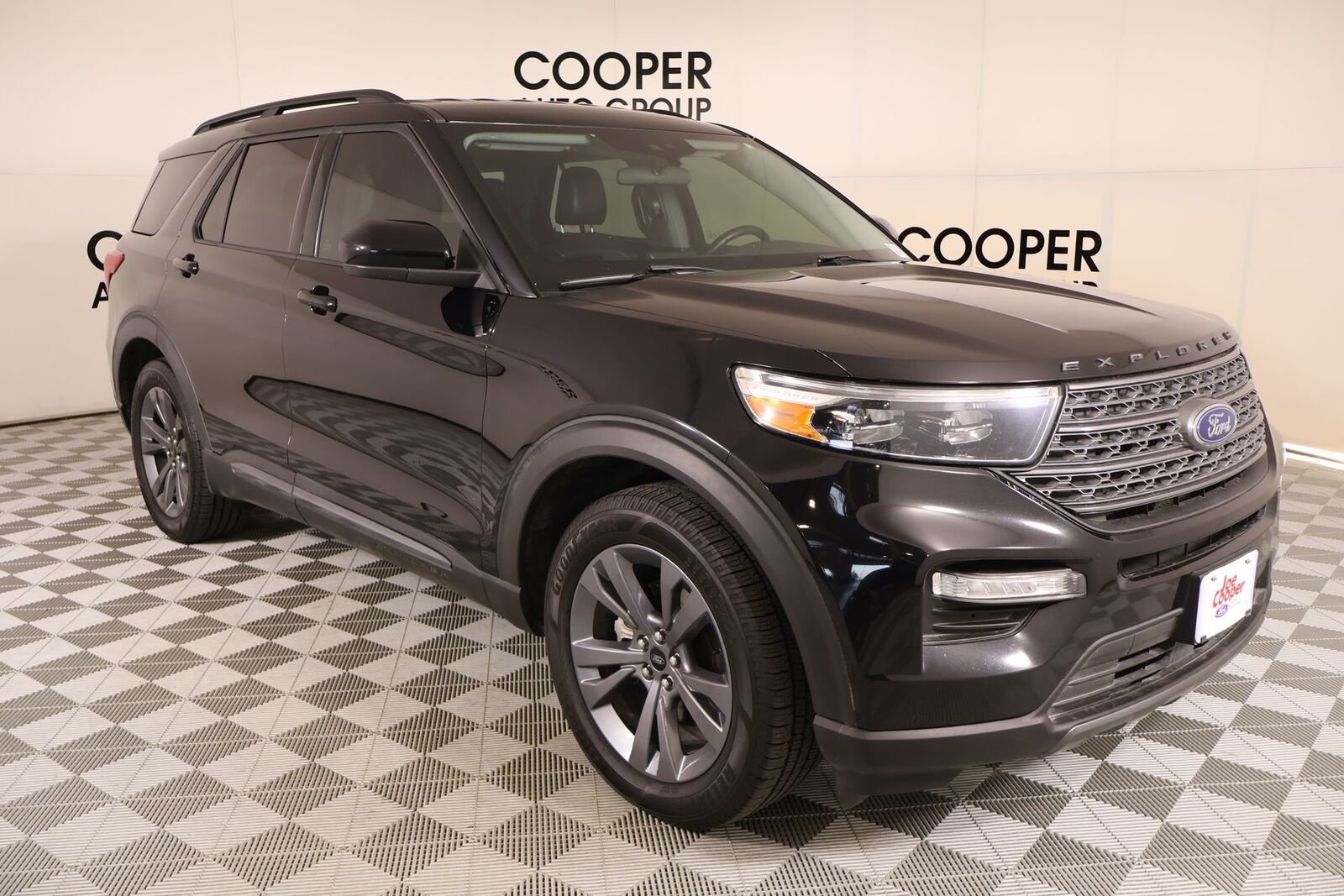 2023 FORD Explorer