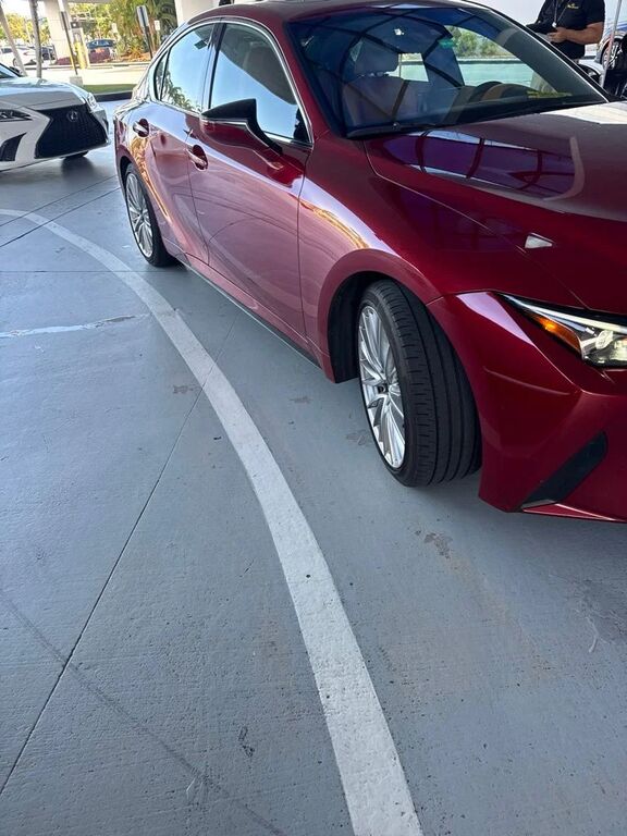 2025 LEXUS IS