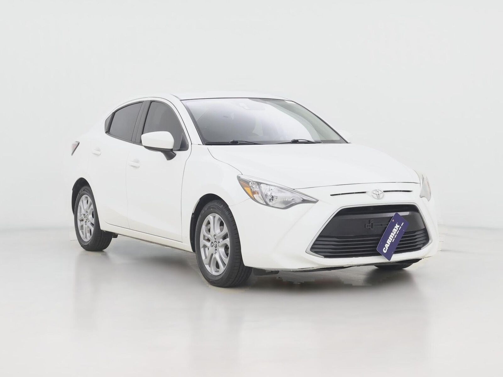 2018 TOYOTA Yaris