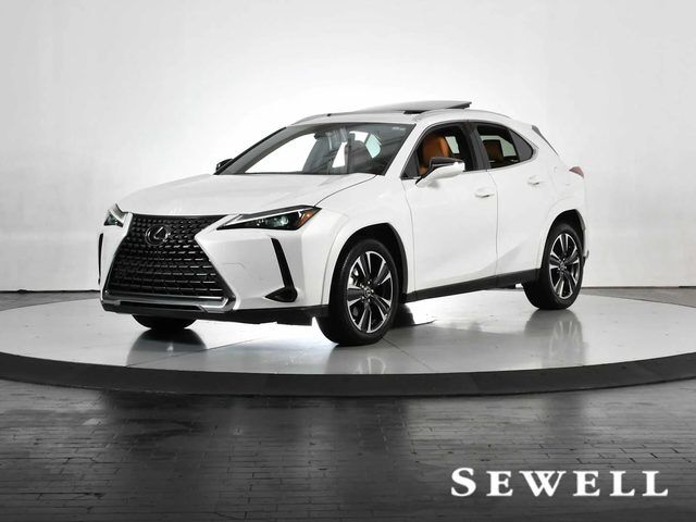 2025 LEXUS UX