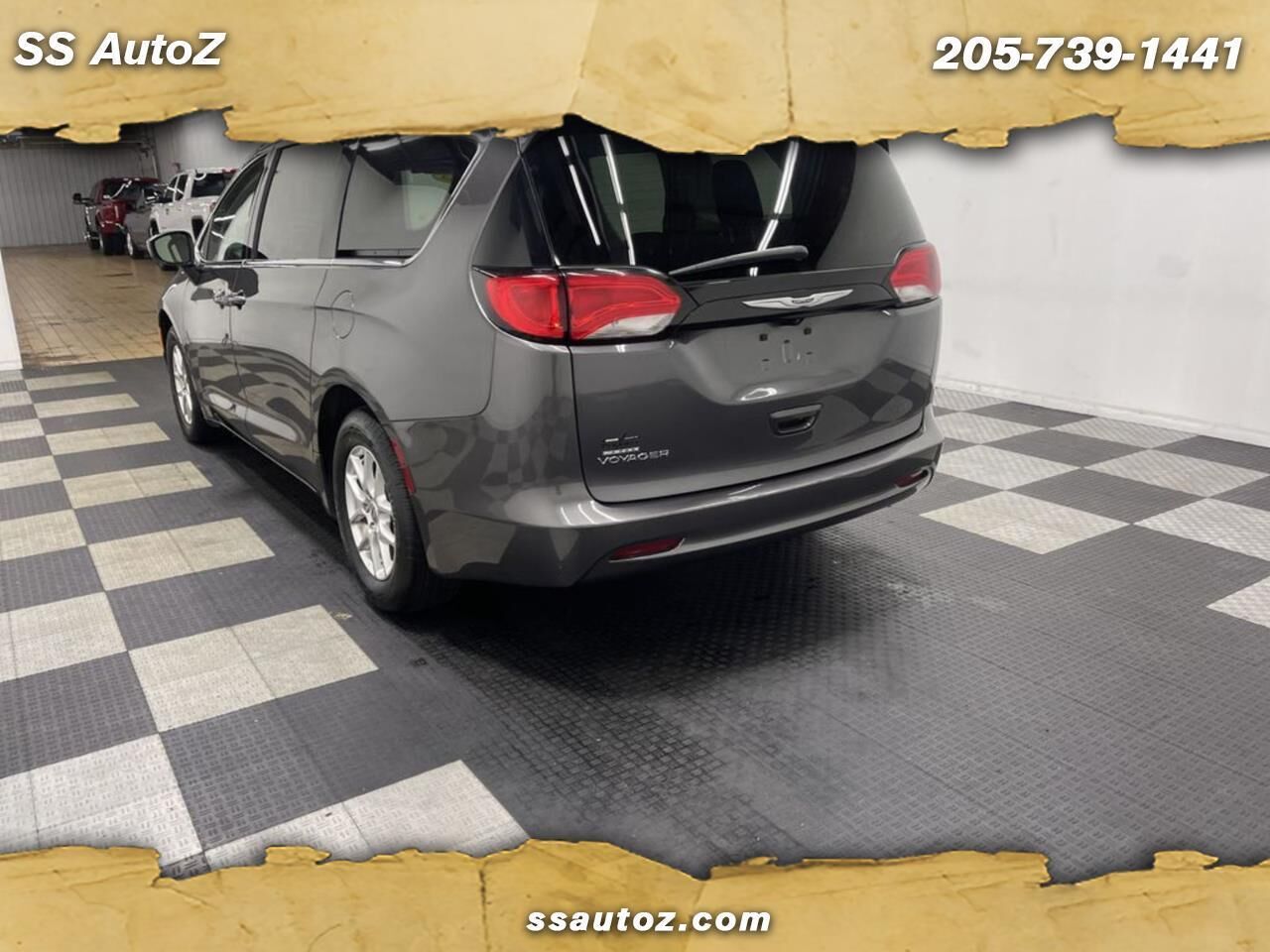 2021 CHRYSLER Voyager
