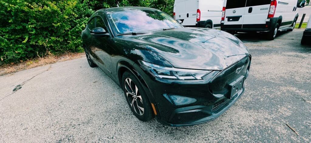 2021 FORD Mach-E
