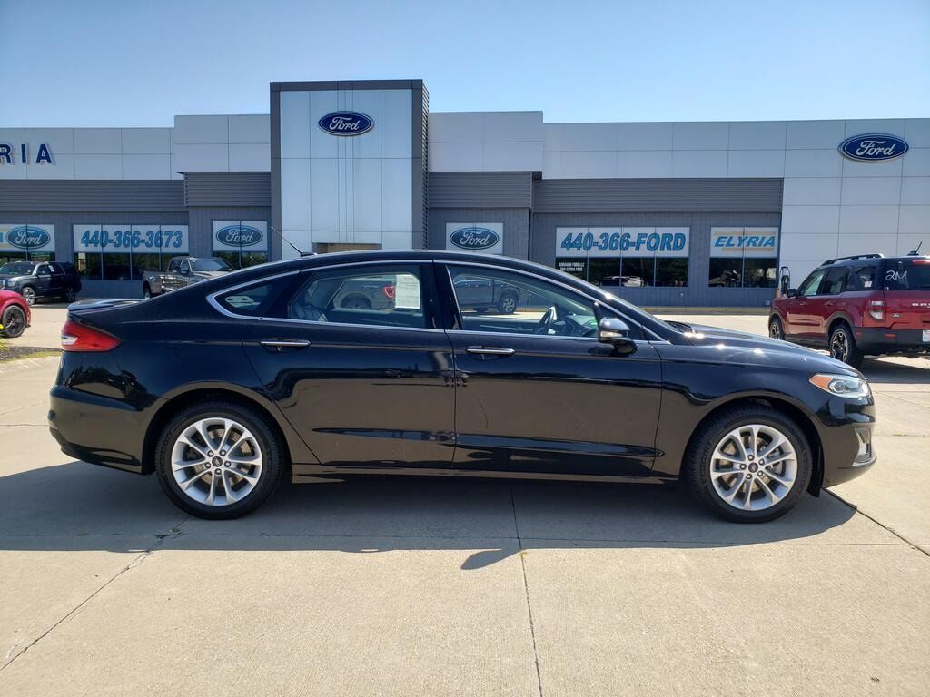2019 FORD Fusion