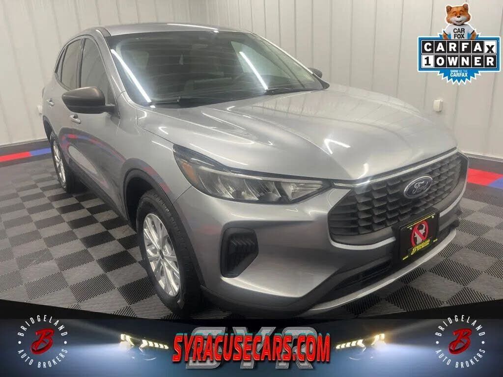 2023 FORD Escape