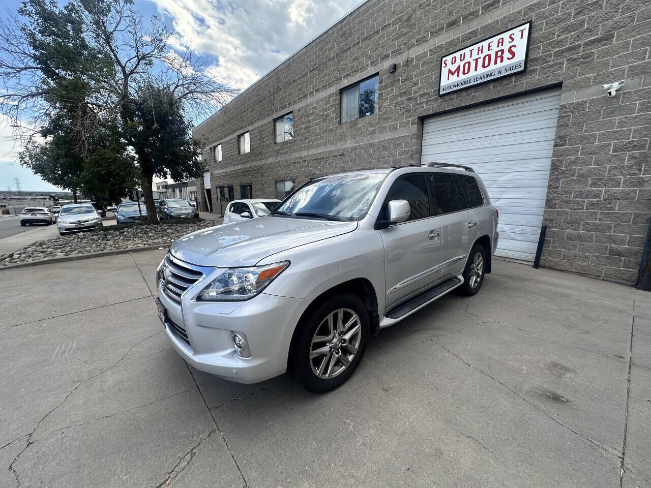 2014 LEXUS LX