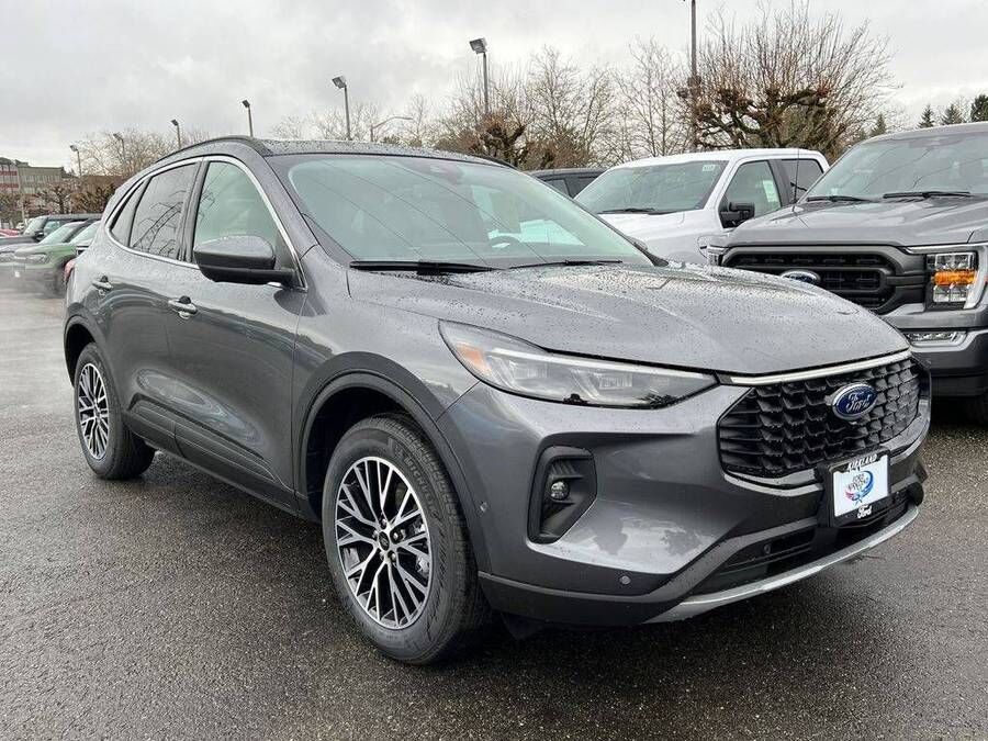 2024 FORD Escape