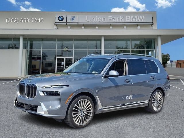 2023 BMW X7