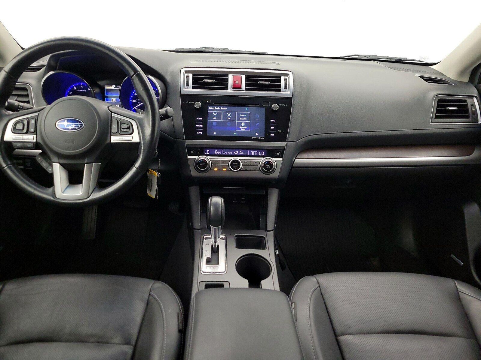 2016 SUBARU Outback