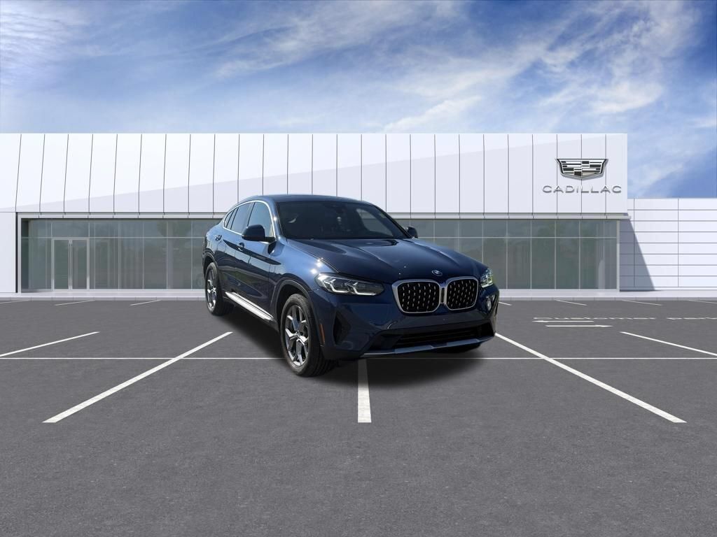 2025 BMW X4