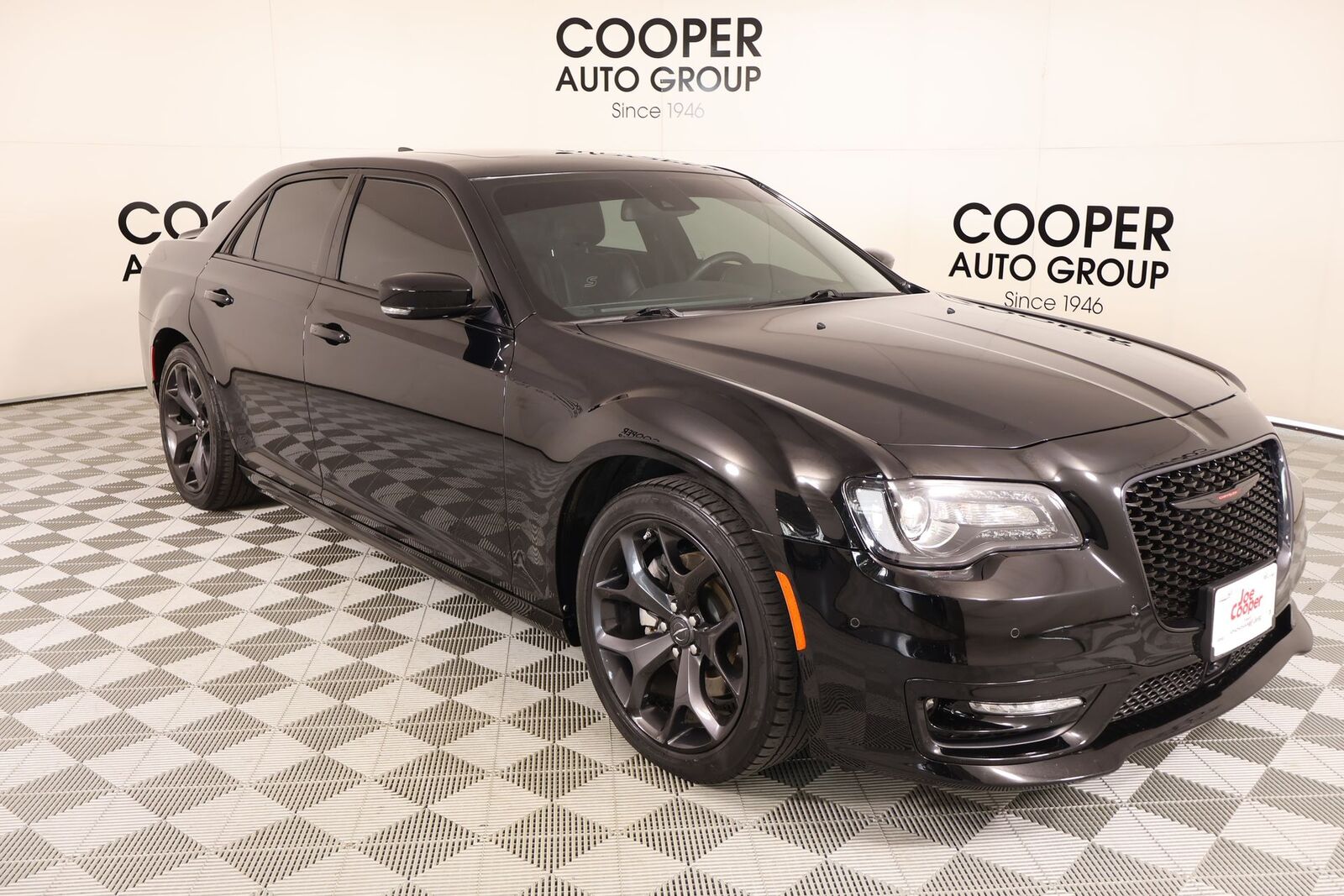 2023 CHRYSLER 300
