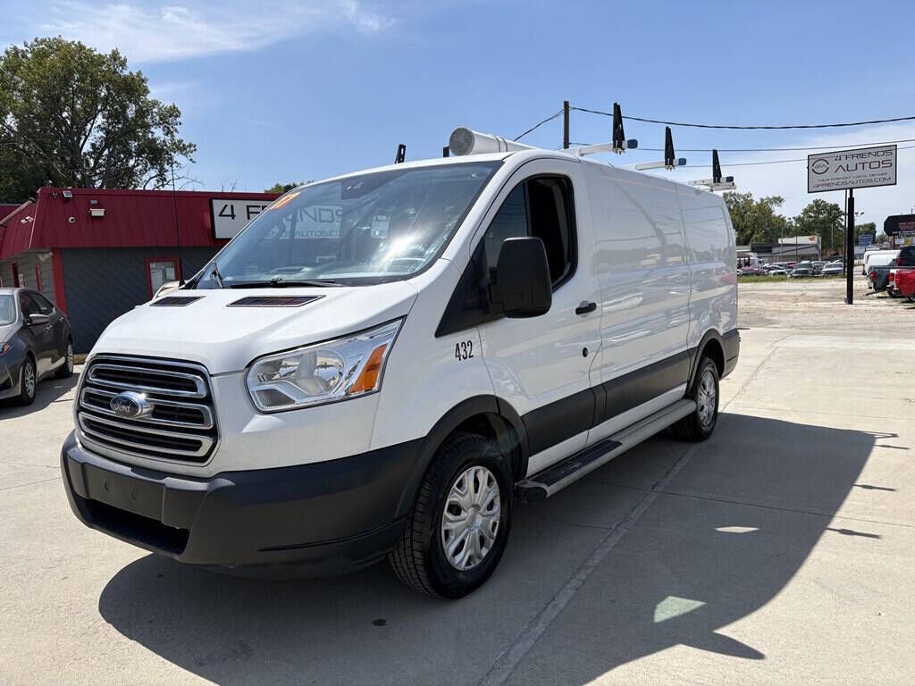 2017 FORD Transit