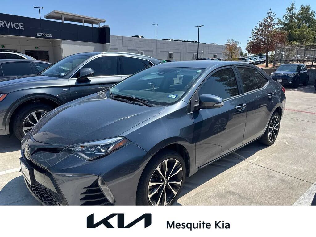 2018 TOYOTA Corolla
