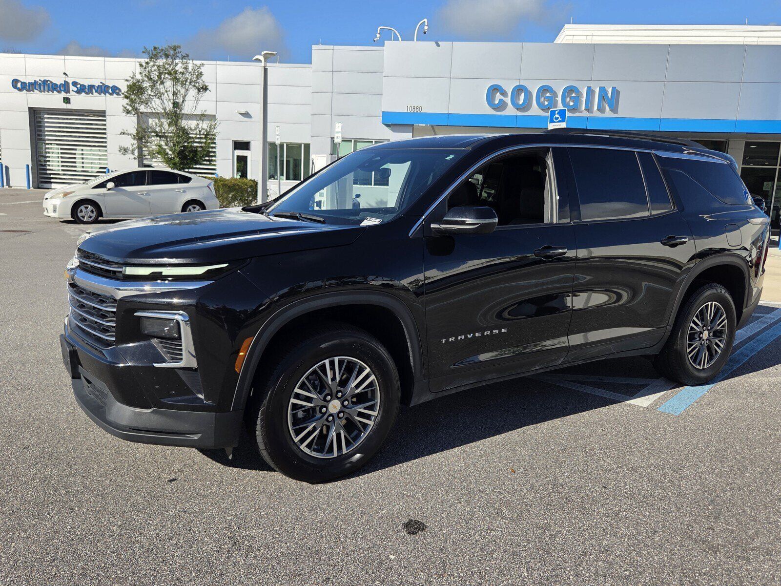 2025 CHEVROLET Traverse