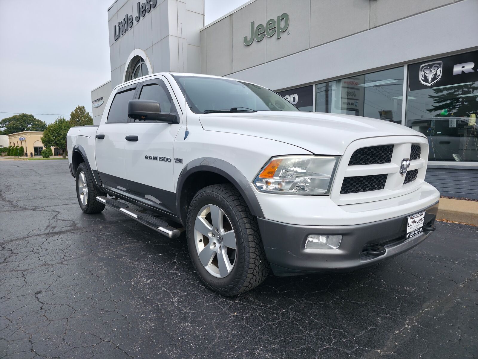 2012 DODGE Ram