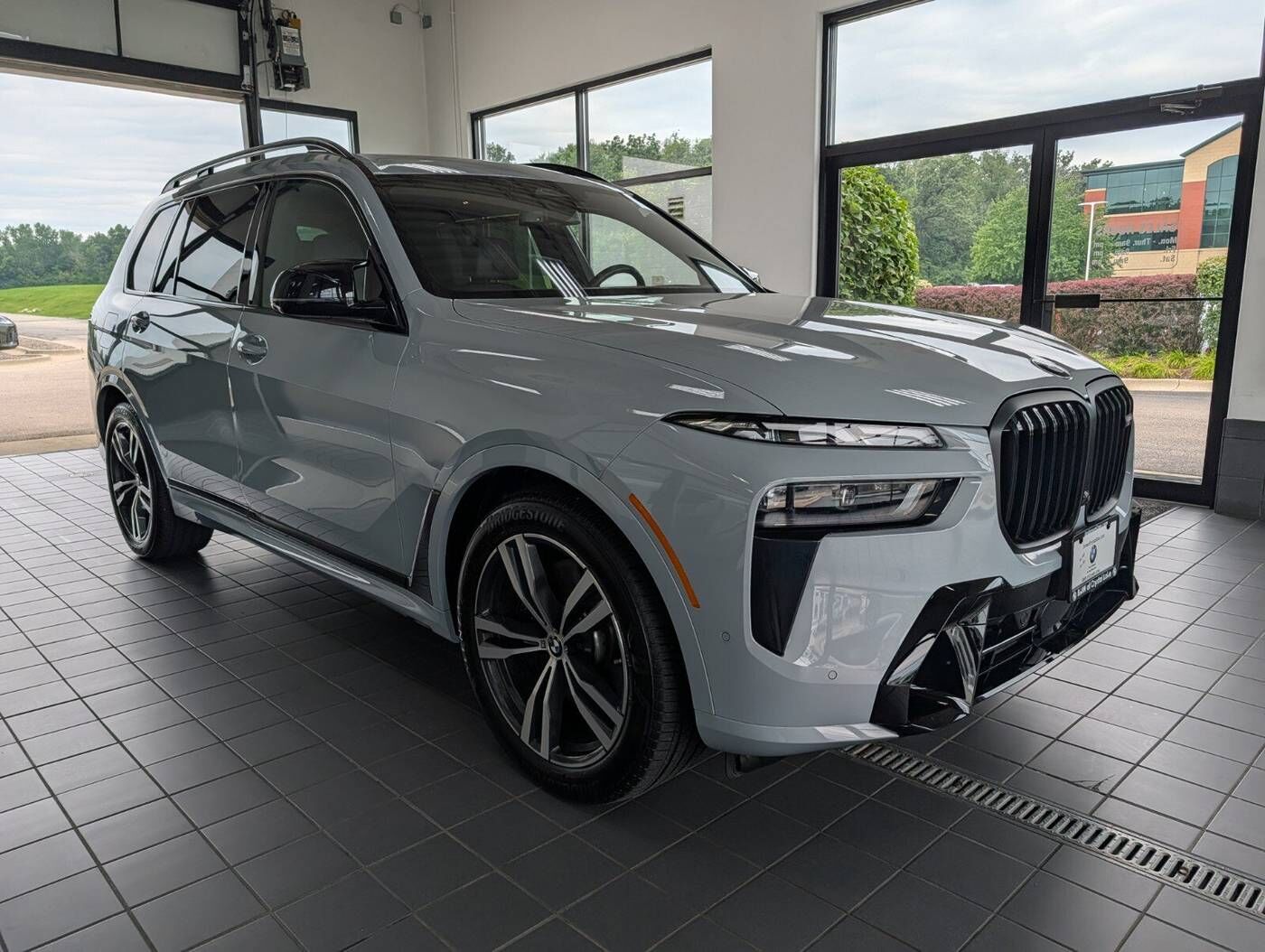 2025 BMW X7