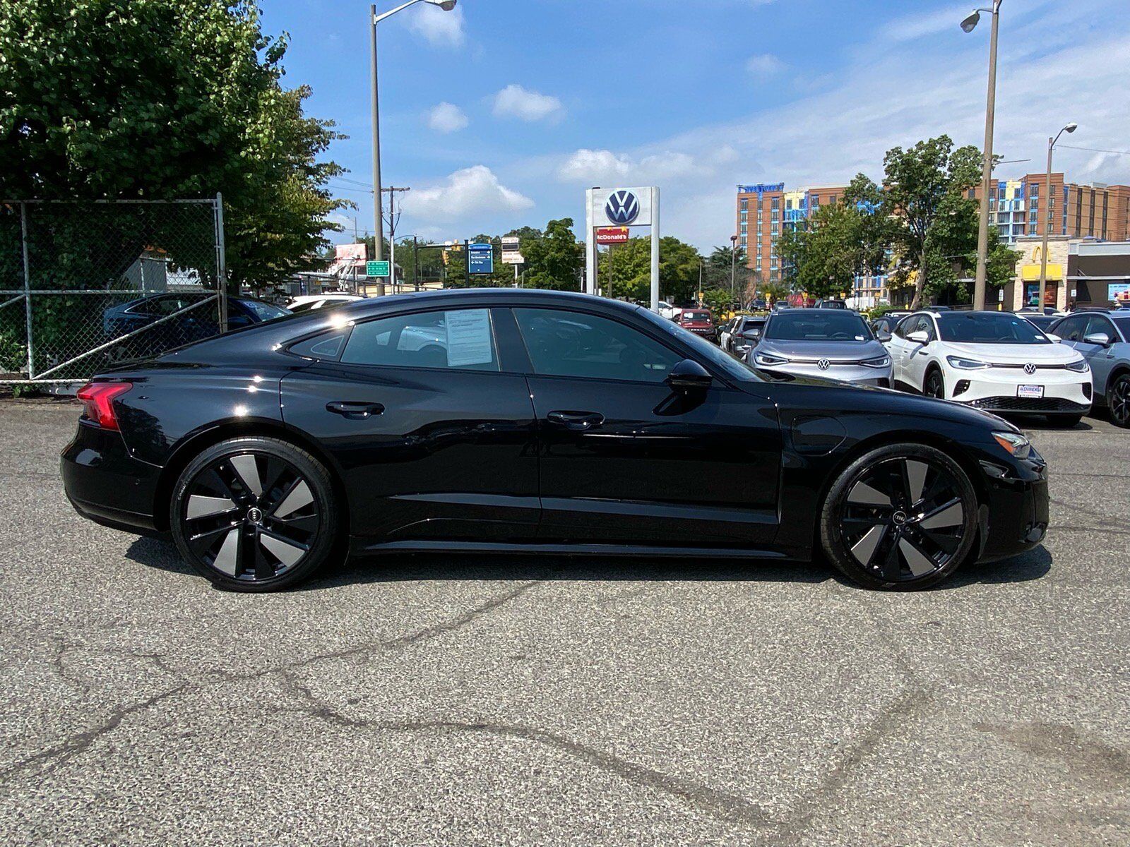 2022 Audi e-tron