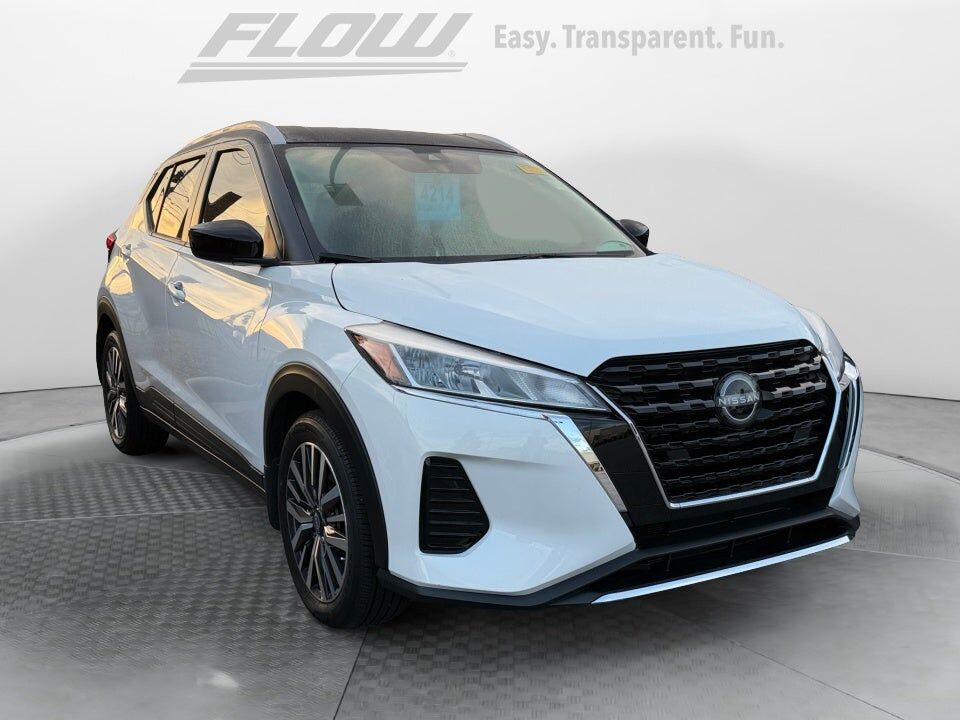 2023 NISSAN Kicks