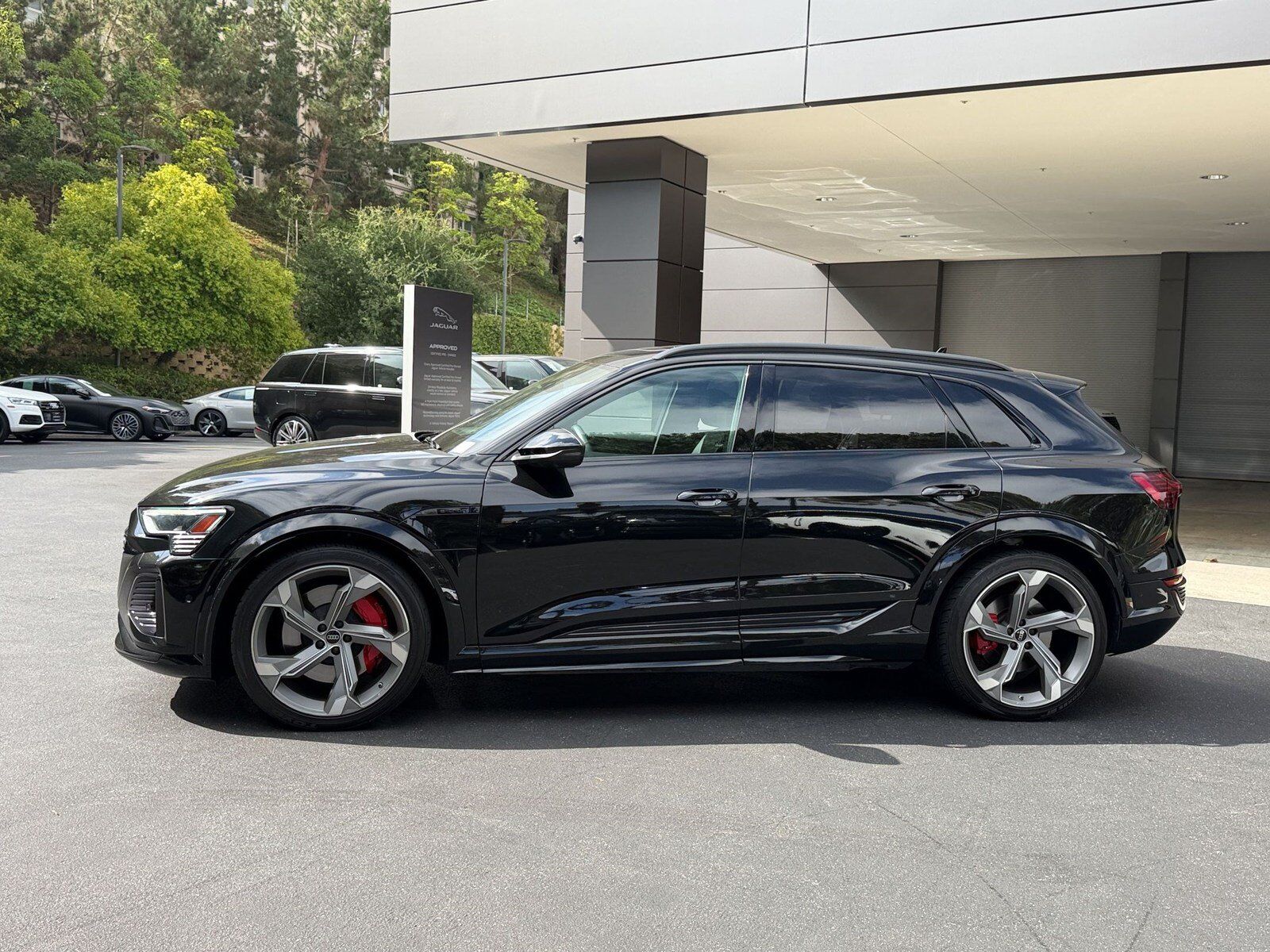 2024 Audi SQ8