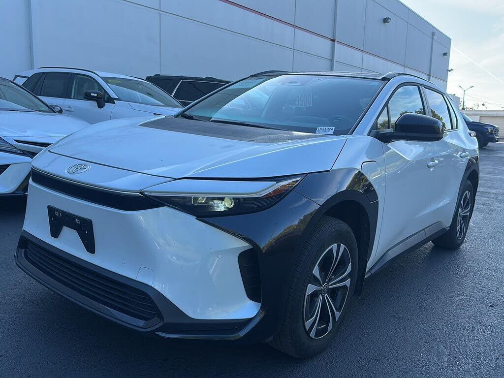 2024 TOYOTA bZ4X