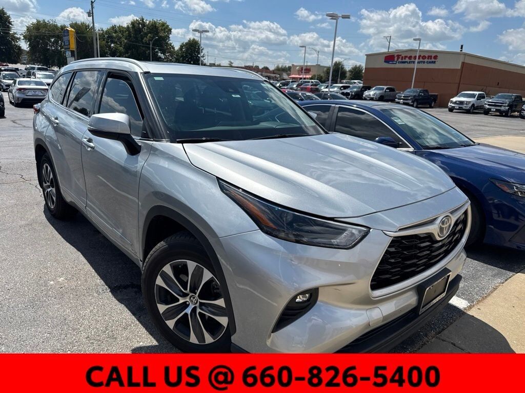 2022 TOYOTA Highlander