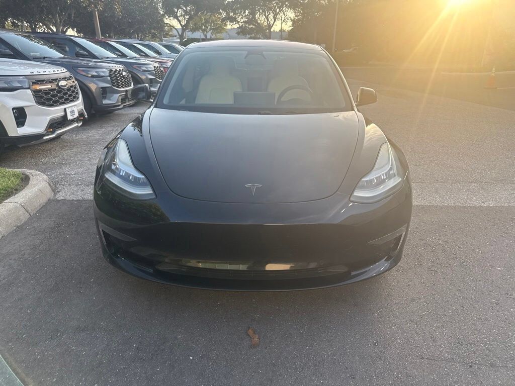 2018 TESLA Model 3