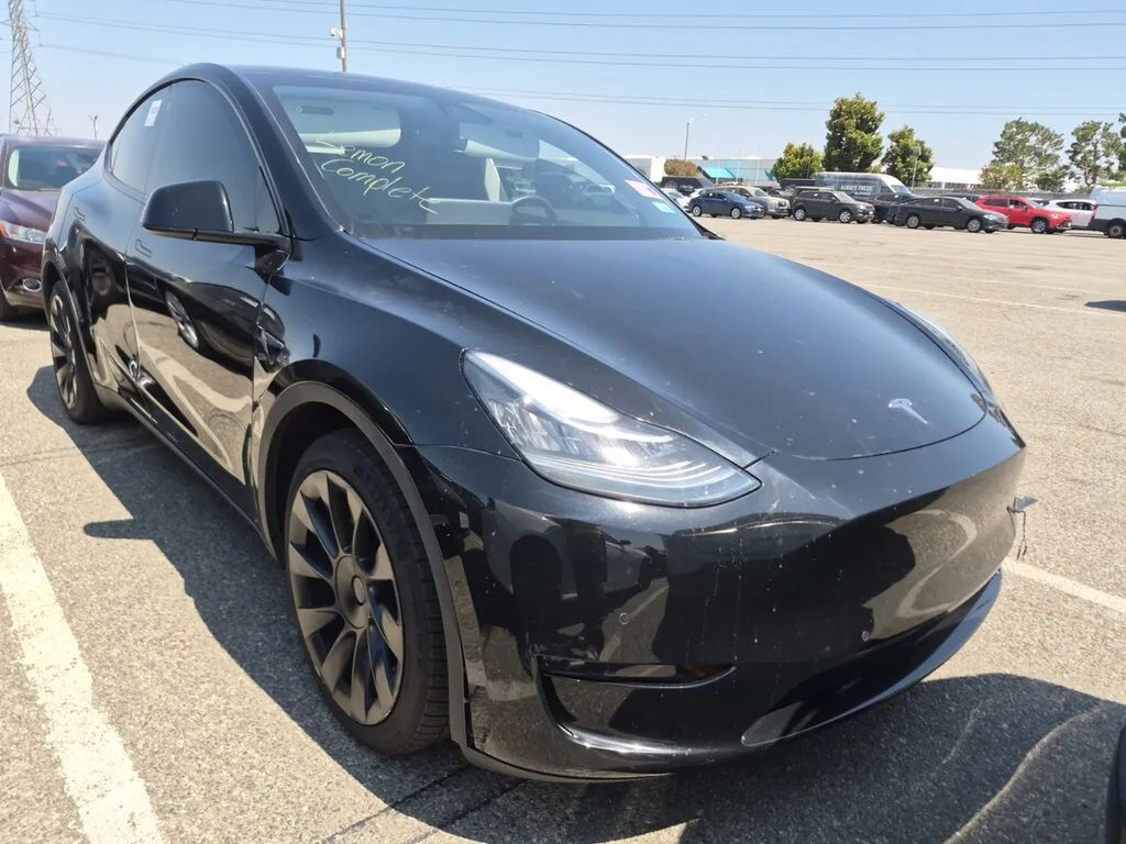2021 TESLA Model Y