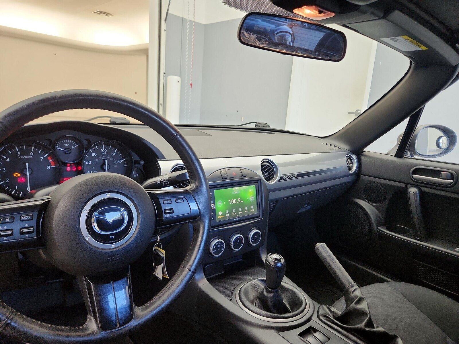 2015 MAZDA MX-5