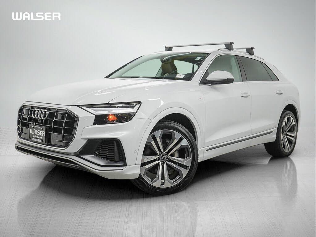 2022 AUDI Q8